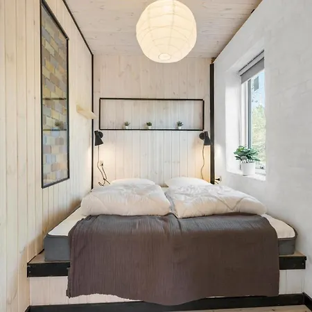 Feriehus 5 Bedroom Amazing In