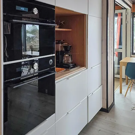 5 Bedroom Amazing In *